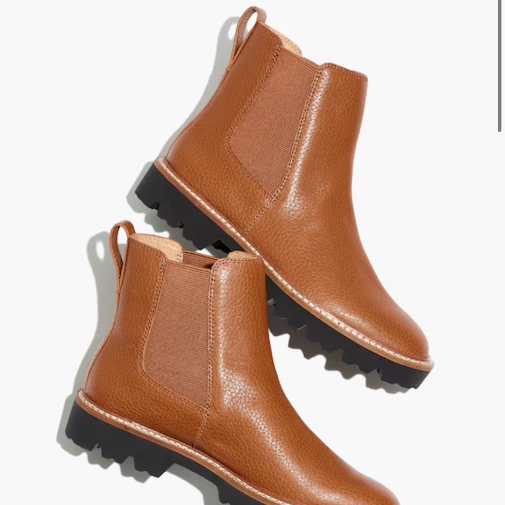 Madewell Brown leather lugsole Ankle Chelsea Boots citywalk